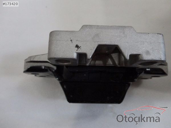 SKODA  1K0 199 555M  MOTOR TAKOZU PODYA ÜSTÜ