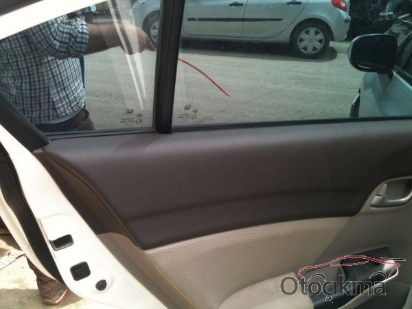 HONDA CIVIC ÇIKMA SOL ÖN KAPI ADNAN TÜRK OTO DA MEVCUTTUR 