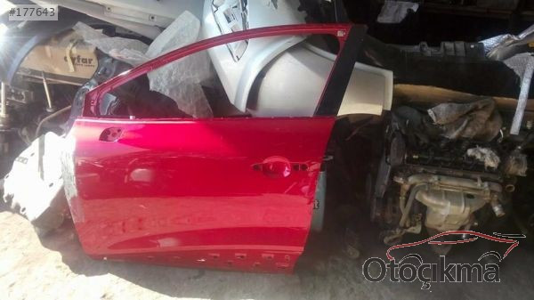 2015 Clio 4 sol ön kapı