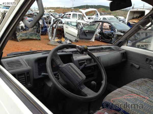 KİA HURDA BELGELİ ÇIKMA YEDEK PARÇALAR SATILIK