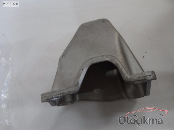 PASSAT VW 8D0 039 913 3AB ŞANZIMAN KULAĞI ÖN SOL OTOMATİK