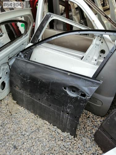 Megan 2 sol ön kapı