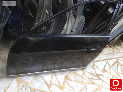 MERCEDES E 250-220-200 ÇIKMA SOL ÖN KAPI