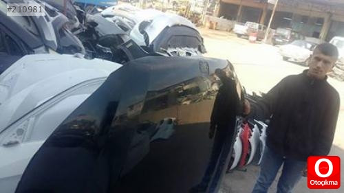 Bmw E 60 motor kaputu orjinal boya az kusurlu boyasız 