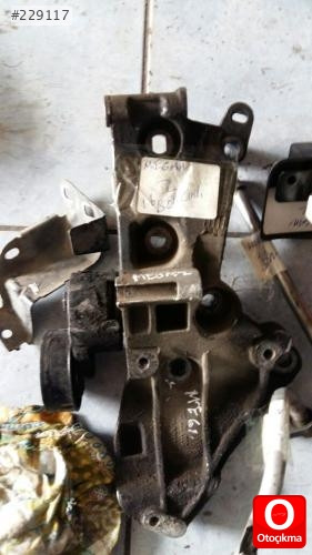  Renault megan 2 benzinli 1.6 motor kulağı kayış gergisi 