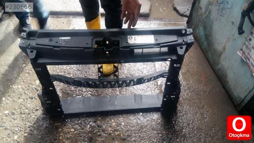 Volkswagen polo..2015.. ön panel .300tl