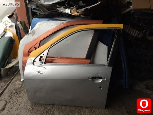 2011 Clio sol ön kapı