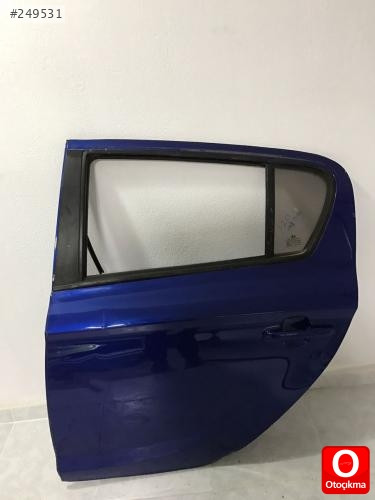Hyundai i20 sol arka kapı