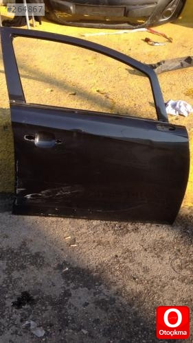 Opel Corsa e sağ ön kapı