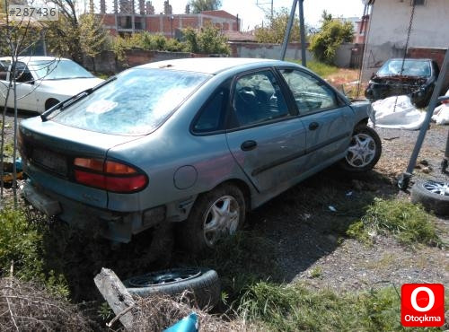 Renault laguna 1  kapı camları