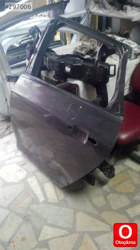 Opel astra J arka kapı temiz çıkma has opel çıkma parçalar