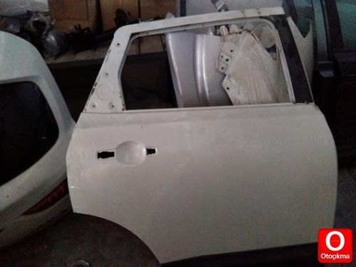 2009-2014 MODEL NİSSAN QASHQAİ ÇIKMA ARKA KAPI MEVCUTTUR