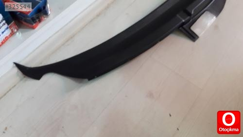 VOLKSWAGEN BORA CAM ALTI PLASTİK SIFIR FİYAT SORUNUZ