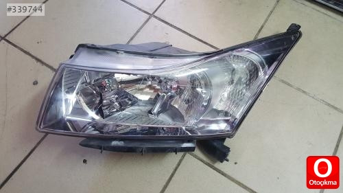 CRUZE SAĞ SOL FAR UYSALLAR OTODAN ÇIKMA PARÇALAR