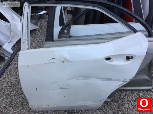 2015 Toyota corolla çıkma arka sol kapı