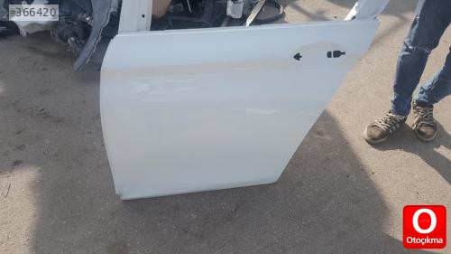 Bmw f 10 sol arka kapı.. orjinal çıkma parca orjinal boya.