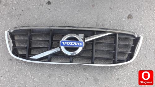 Volvo xc60 ön panjur hatasız çıkma yedek parça