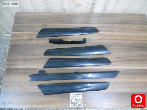 VOLKSWAGEN GOLF 6 KAPI İÇ DİREK BAKALİTLERİ