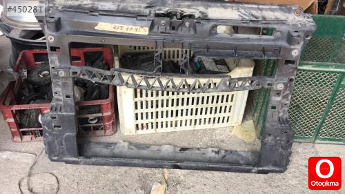 Volkswagen Polo Ön Panel 