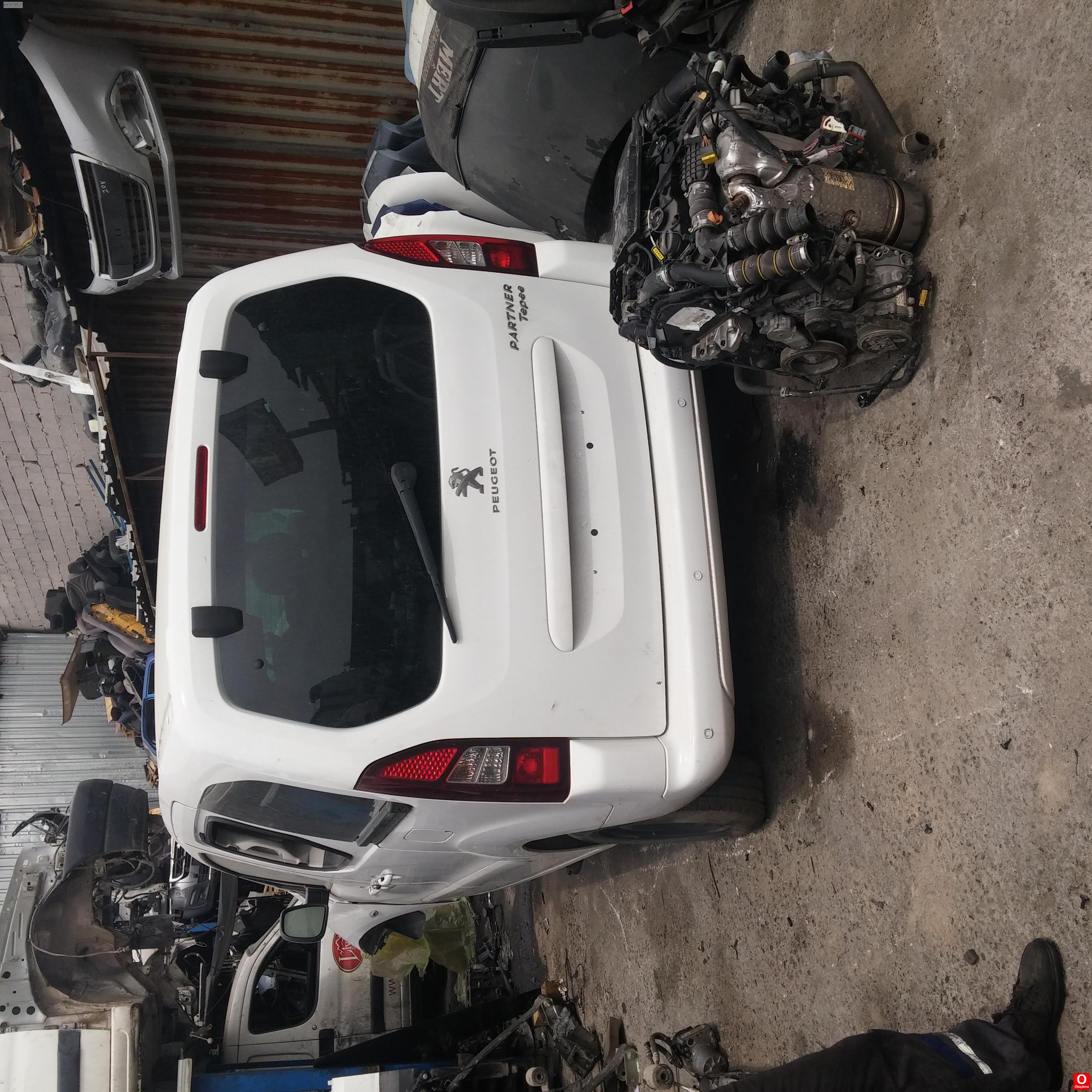 Partner tepe çıkma bağaj kapısı