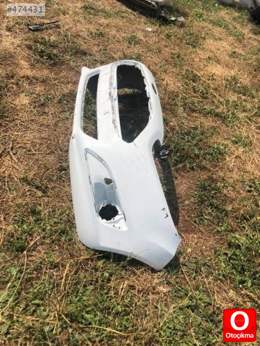 Ford Fiesta 2015 model ön tampon 