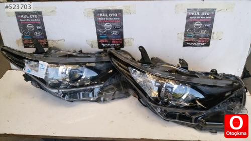 çıkma toyota auris sağ far 