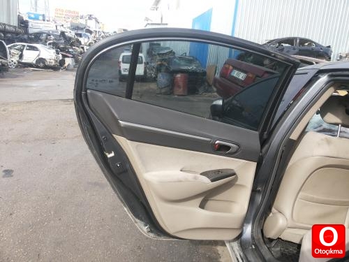 2011 MODEL HONDA CİVİC ÇIKMA SOL ARKA KAPI DÖŞEMESİ.