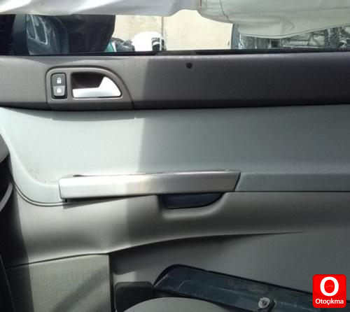 2007 MODEL VOLVO S40 ÇIKMA ÖN KAPI KOLÇAĞI.