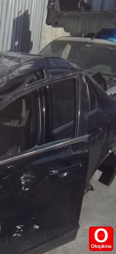 2007 MODEL HONDA CİVİC 1.6 ÇIKMA SOL ARKA KAPI.