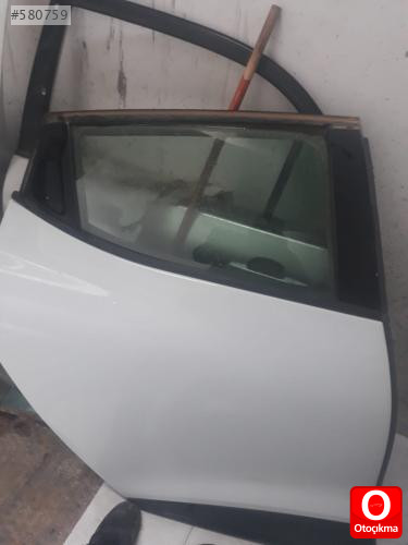 RENAULT CLİO 4 HATASIZ ORİJİNAL ÇIKMA SAĞ ARKA KAPI 