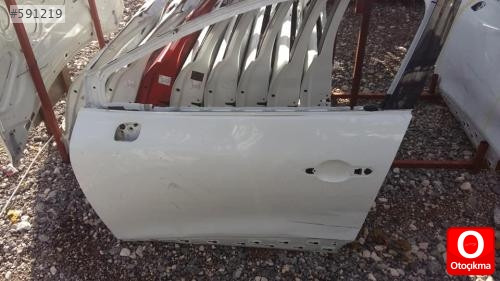 Renault clio 4 2015 model sol ön kapi