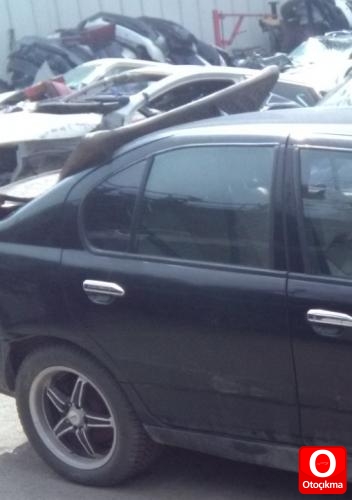 2000 MODEL NİSSAN PRİMERA 1.8 HATASIZ SAĞ ARKA DOLU KAPI.