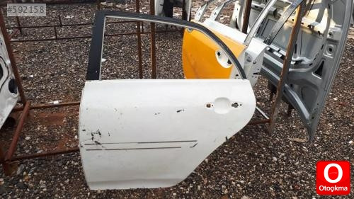 Toyota corolla 2011 model sol arka kapı