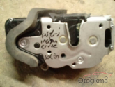 Oto Çıkma Parça / Opel / Insignia / Kaporta & Karoser / Kapı Kilidi / Çıkma Parça 