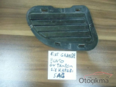 Oto Çıkma Parça / Fiat / Punto / Tampon / Sis Farı Çerçevesi / Çıkma Parça 