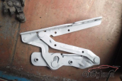 Oto Çıkma Parça / Ford / Transit / Kaporta & Karoser / Kaput Menteşesi / Çıkma Parça 