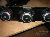 Oto Çıkma Parça / Kia / Ceed / Far & Stop / Sağ Ön Far / Çıkma Parça 