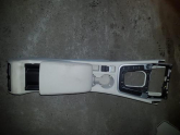 Oto Çıkma Parça / Volkswagen / Passat / Koltuk & Döşeme / Orta Konsol / Çıkma Parça 