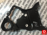 Oto Çıkma Parça / Opel / Astra / Motor / Triger Kapağı / Çıkma Parça 