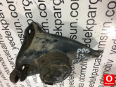Oto Çıkma Parça / Volkswagen / Passat / Motor / Takozu & Kulağı / Çıkma Parça 