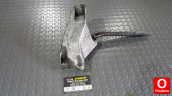 Oto Çıkma Parça / Audi / A4 / Motor / Takozu & Kulağı / Çıkma Parça 