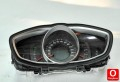 2014 MODEL VOLVO V40  ÇIKMA KM SAATİ MEVCUTTUR