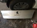 Peugeot 508 bagaj kapağı çıtası , plastiği