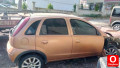 Opel corsa c çıkma sağ ön kapı 