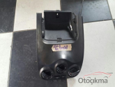 Oto Çıkma Parça / Kia / Rio / Arma & Yazı / Marka Yazıları / Çıkma Parça 