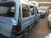 Oto Çıkma Parça / Peugeot / Partner / Motor / Enjektör / Çıkma Parça 