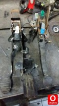 Oto Çıkma Parça / Renault / Megane / Koltuk & Döşeme / Pedal / Çıkma Parça 