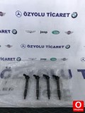 Oto Çıkma Parça / Mercedes / Viano / Motor / Enjektör / Çıkma Parça 