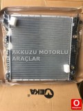 Oto Çıkma Parça / Nissan / Navara / Radyatör / Su Radyatörü / Çıkma Parça 