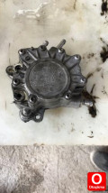 Oto Çıkma Parça / Volkswagen / Passat / Motor / Vakum Pompası / Çıkma Parça 
